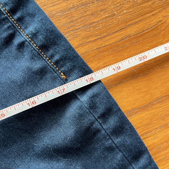 Lucky Brand Brooklyn Legging Jeans - Picture 11 of 12